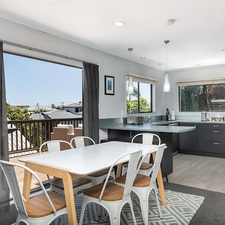 Convenient Family Bach With Easy Access To Blake Park The Beach And Downtown Mount Maunganui Dış mekan fotoğraf