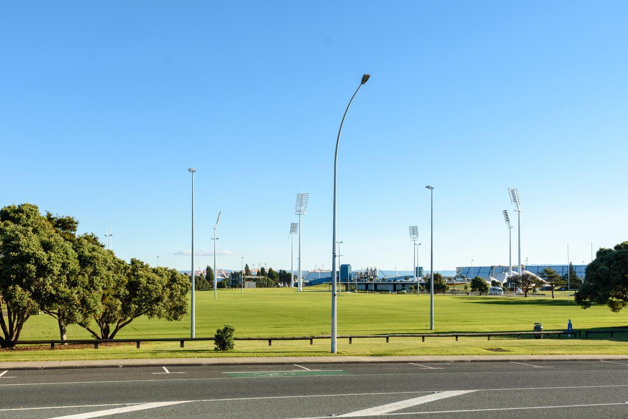 Convenient Family Bach With Easy Access To Blake Park The Beach And Downtown Mount Maunganui Dış mekan fotoğraf